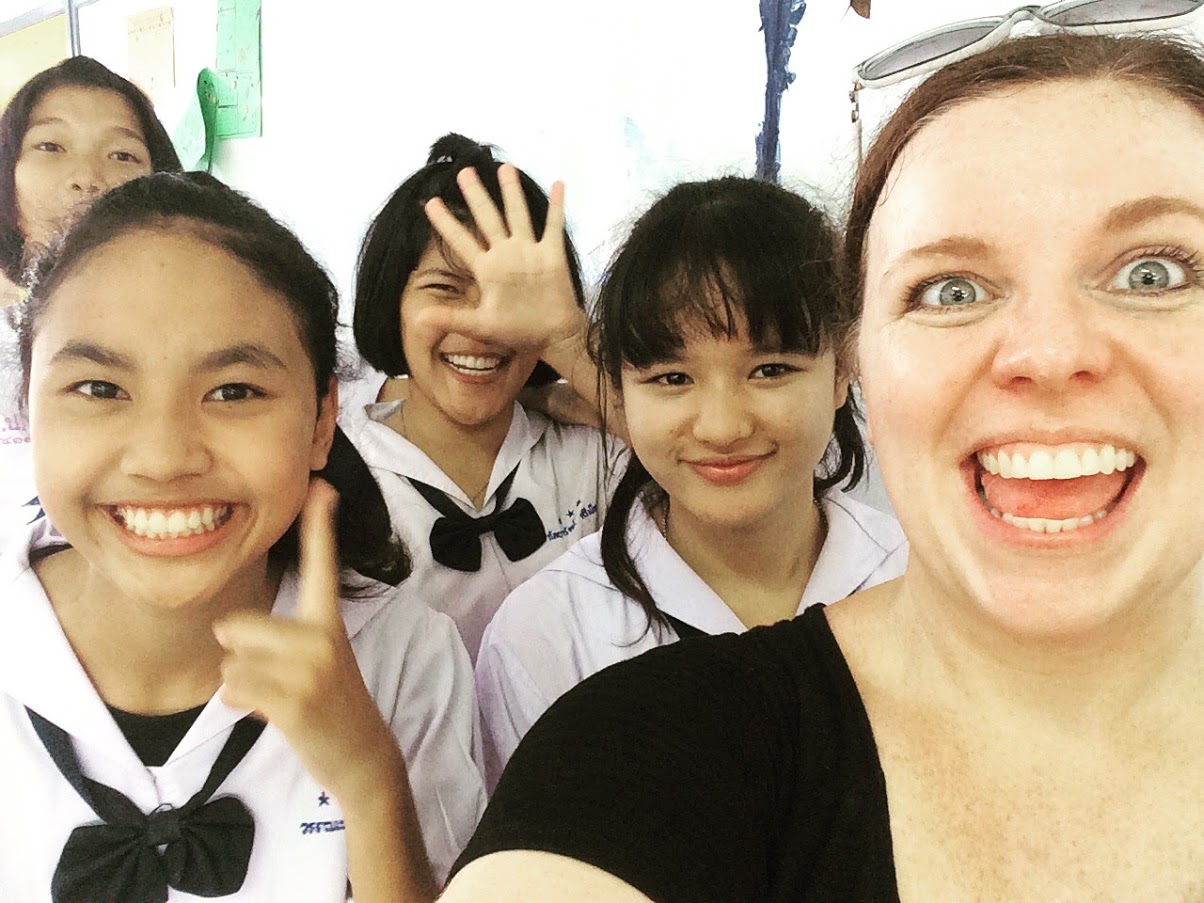 Rock Star Recruiter Charity with students in Thailand