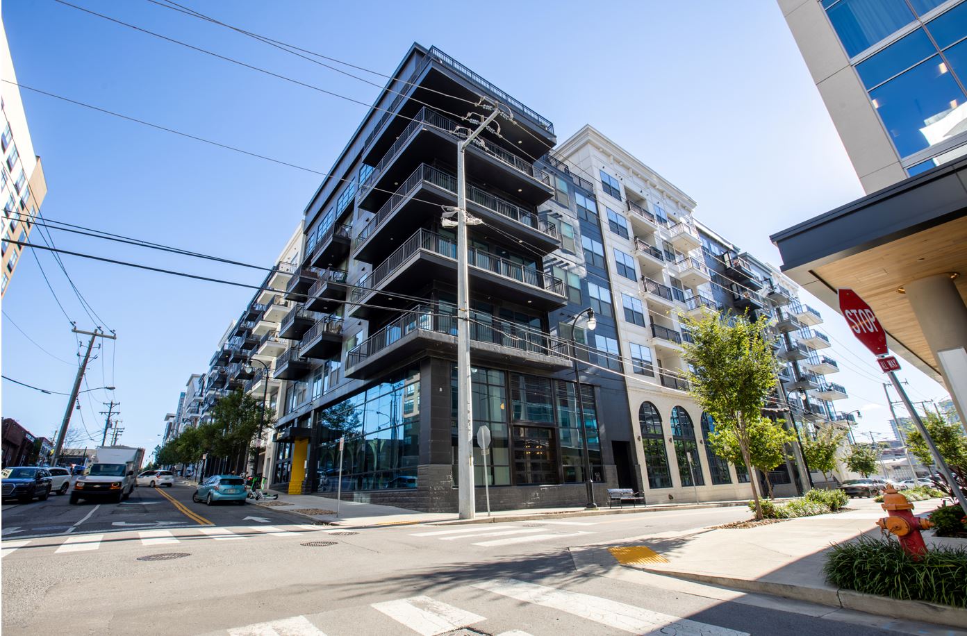Upload Featured Image (This will be the primary image for the property listing)