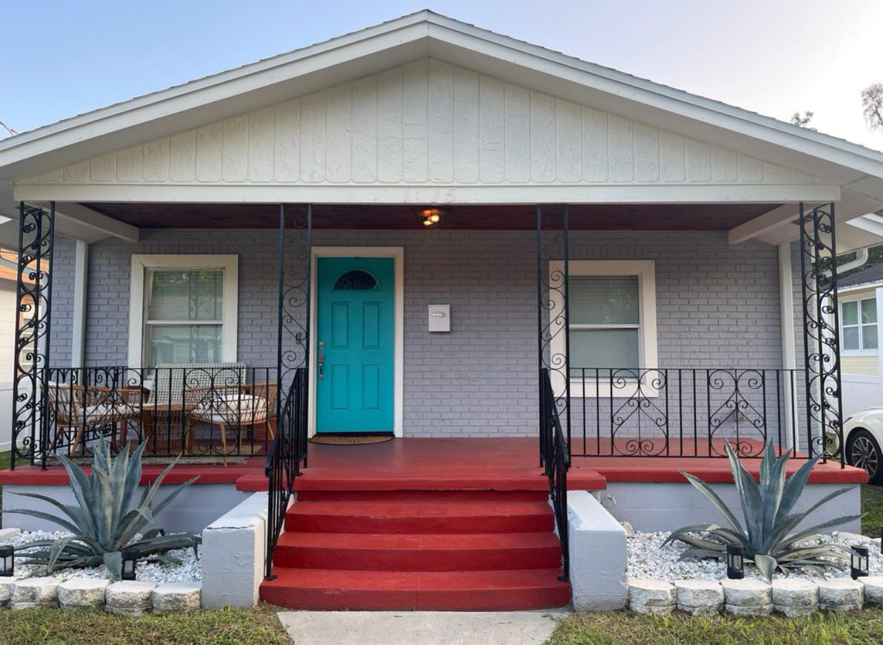 Upload Featured Image (This will be the primary image for the property listing)