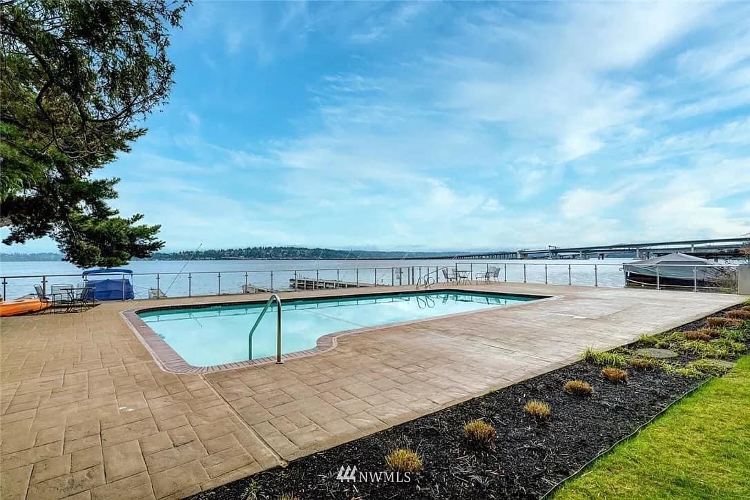 Upload Featured Image (This will be the primary image for the property listing)