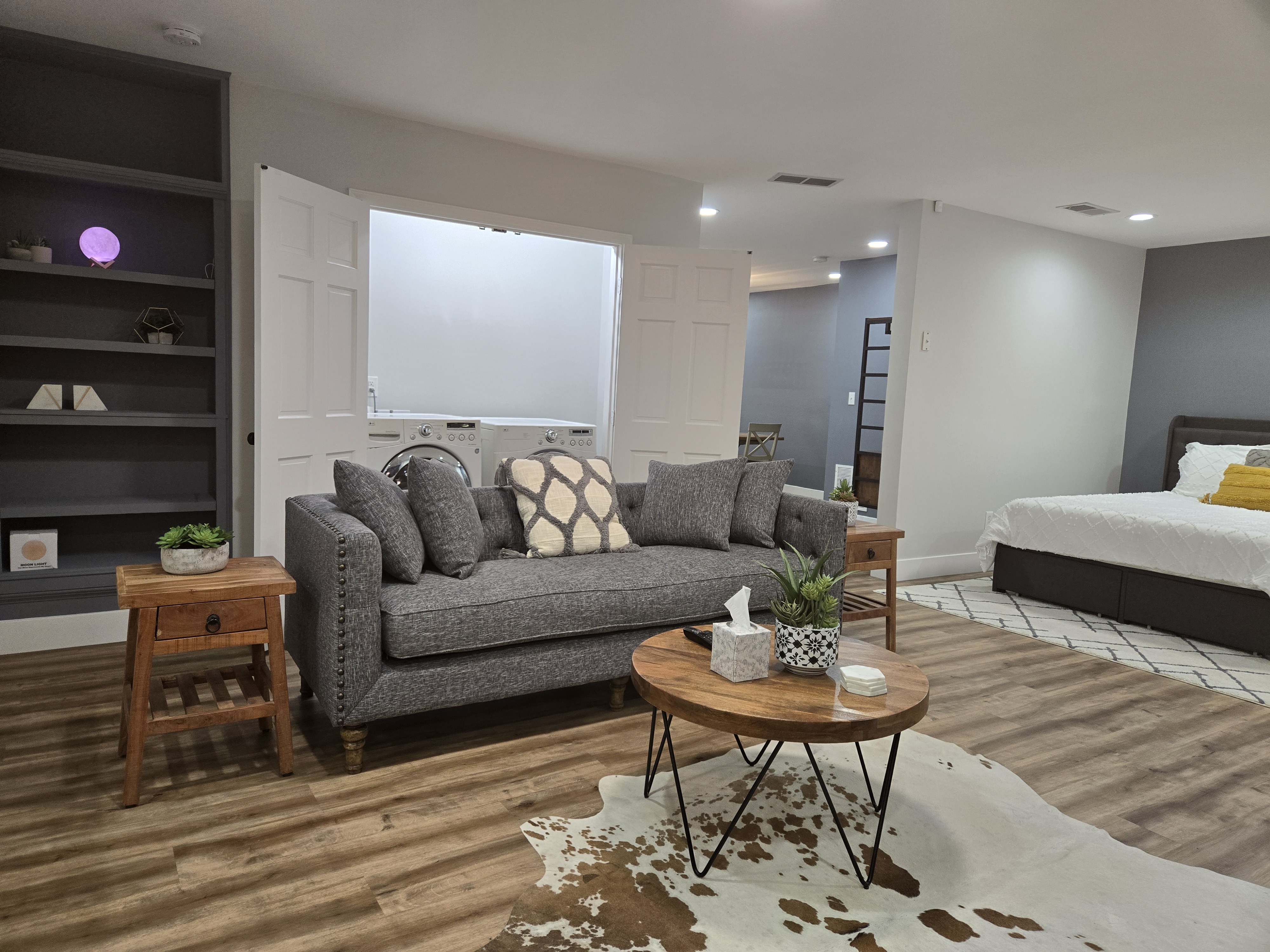 Upload Featured Image (This will be the primary image for the property listing)