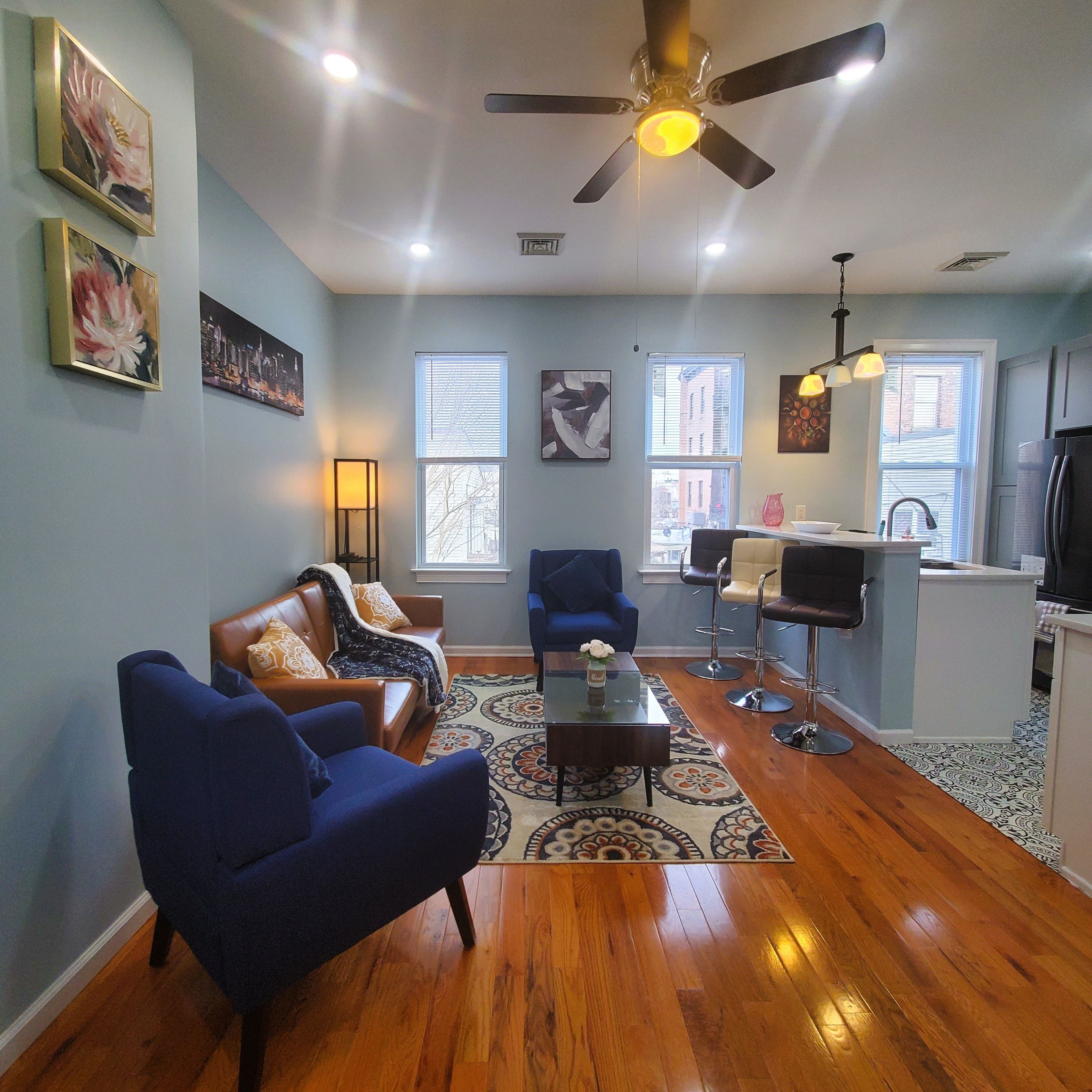 Upload Featured Image (This will be the primary image for the property listing)
