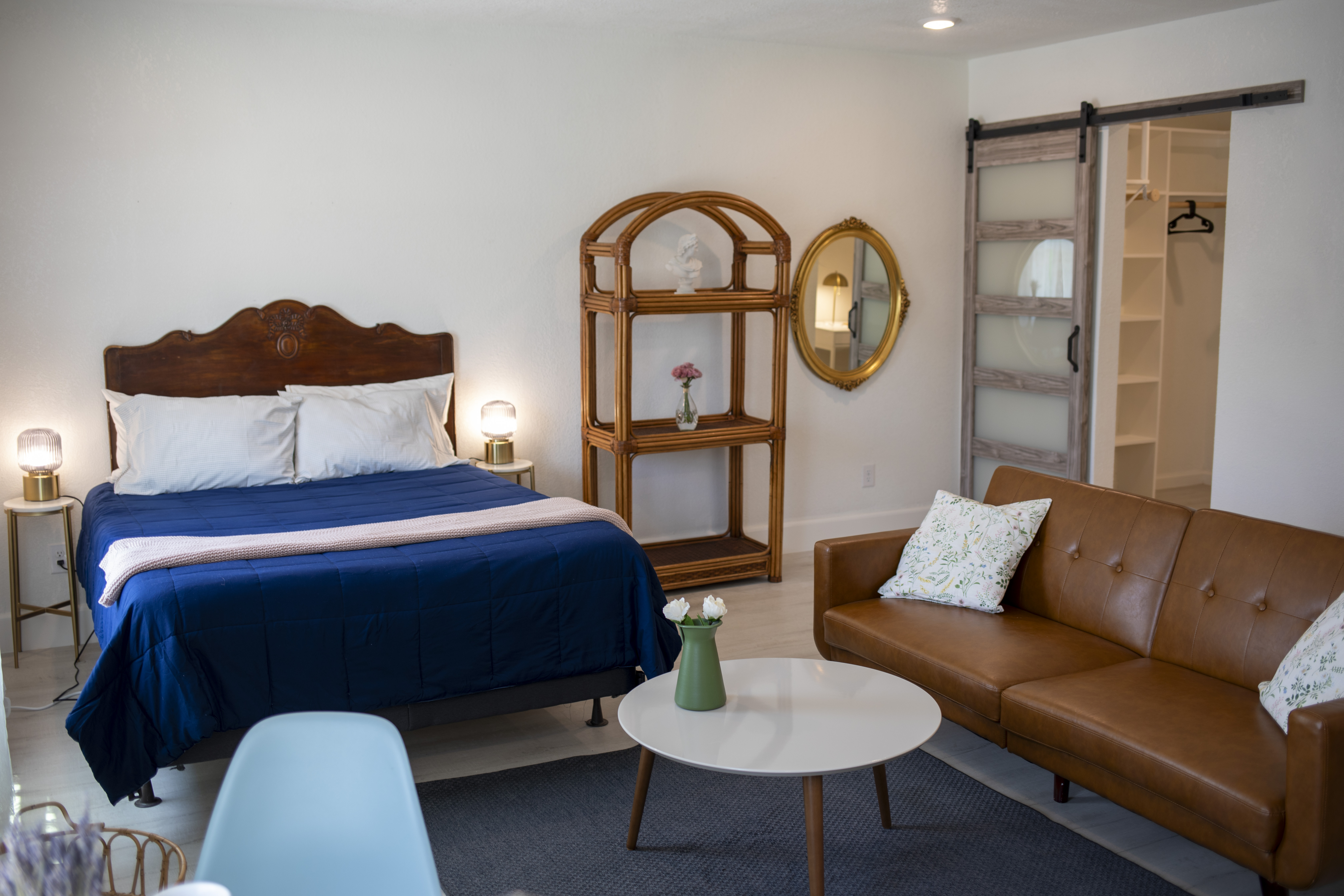 Upload Featured Image (This will be the primary image for the property listing)
