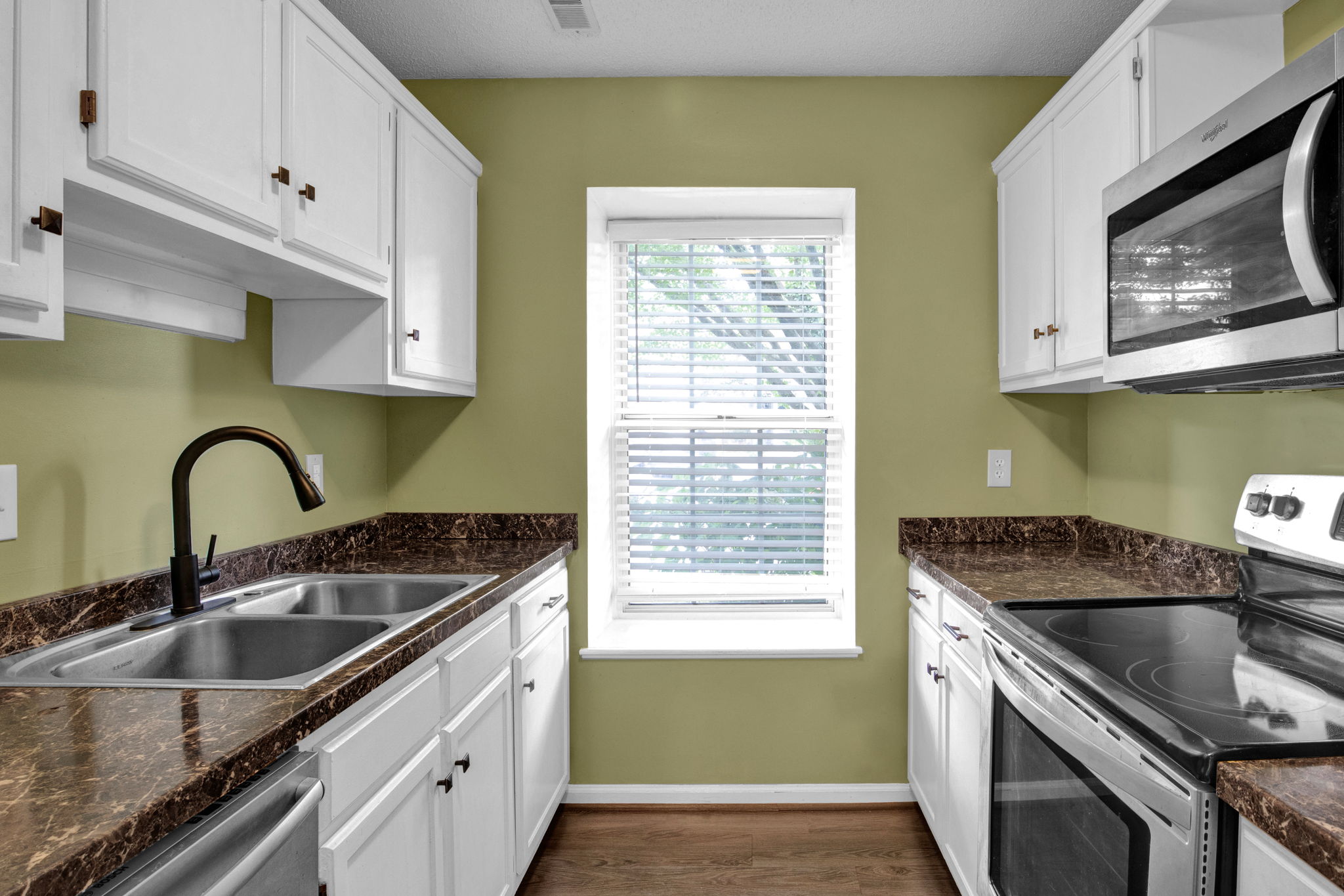 Upload Additional Photos of the Property (Interior, exterior, amenities, etc.)