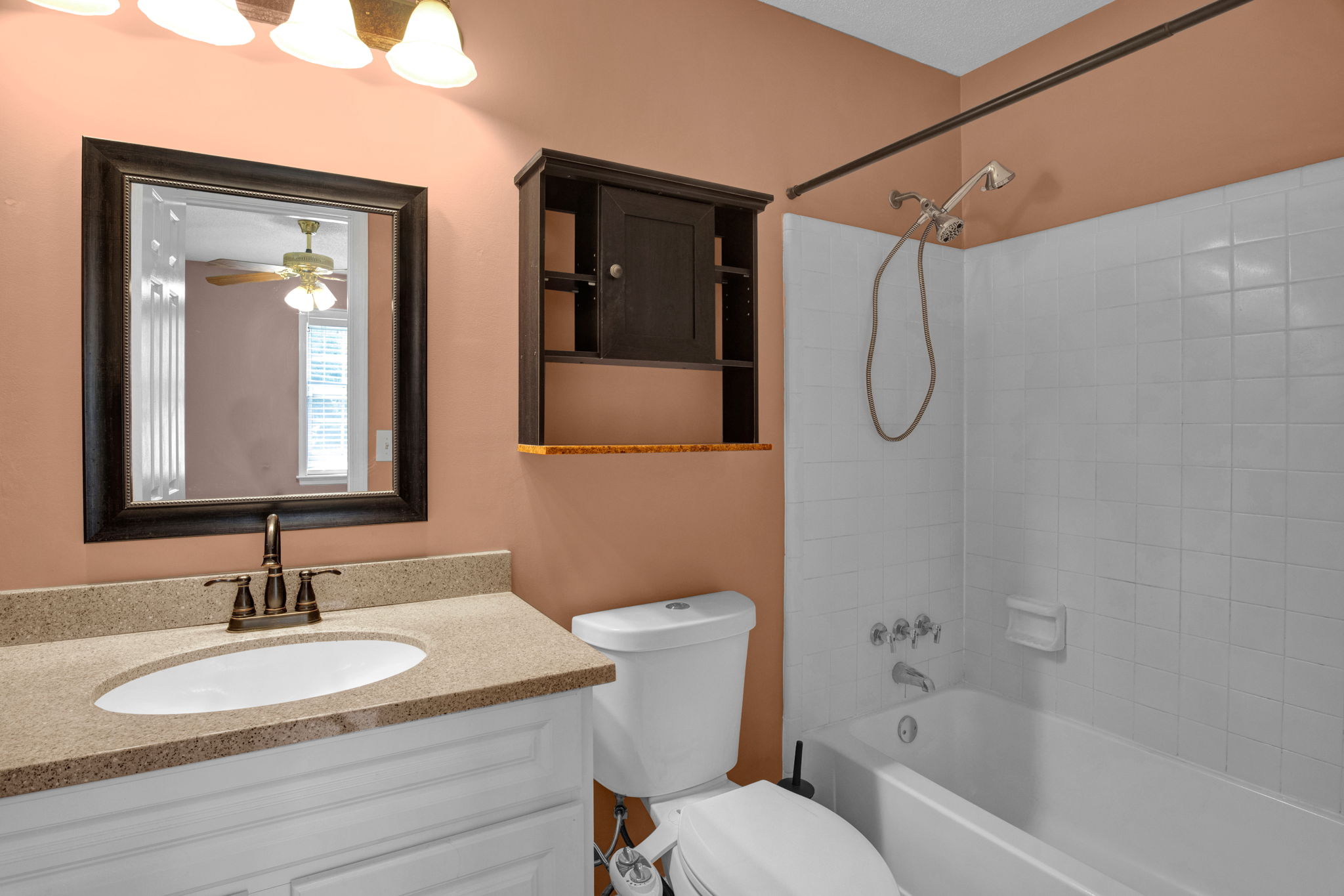 Upload Additional Photos of the Property (Interior, exterior, amenities, etc.)