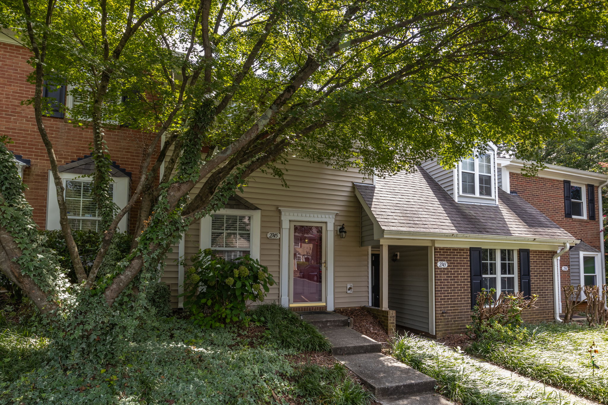 Upload Additional Photos of the Property (Interior, exterior, amenities, etc.)