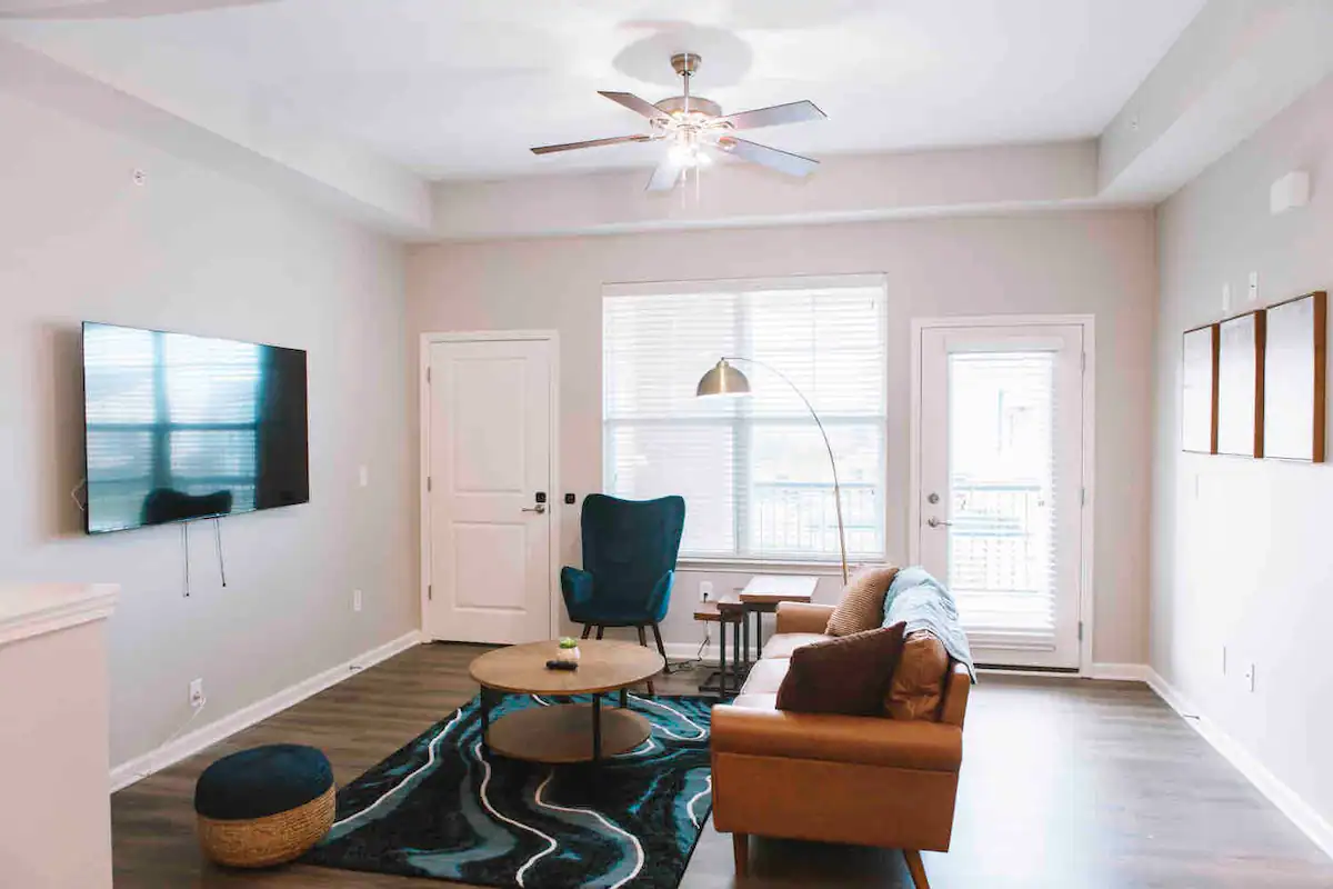 Upload Featured Image (This will be the primary image for the property listing)