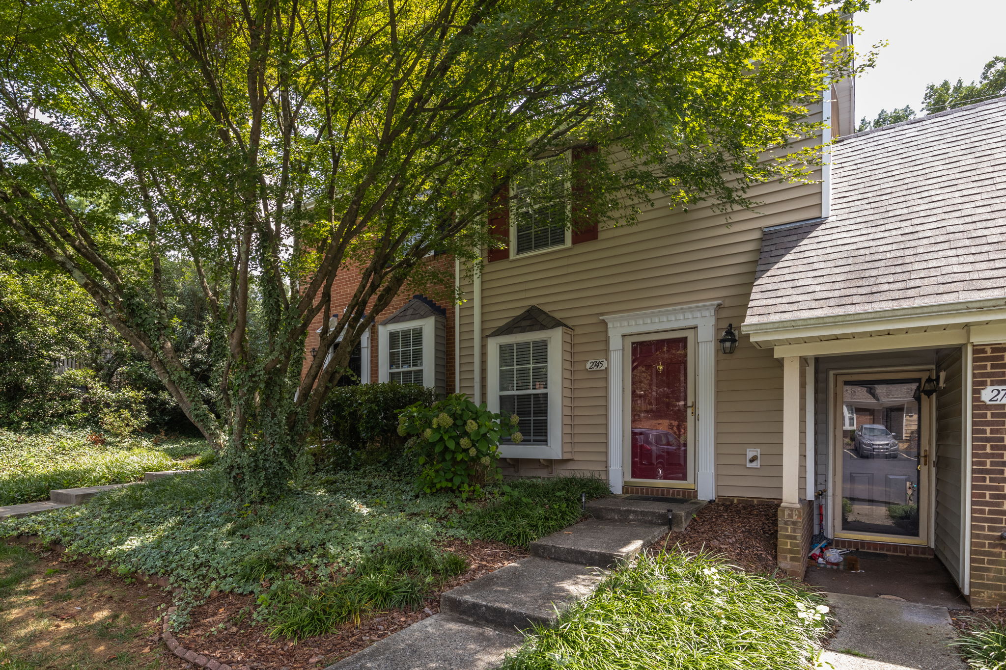 Upload Additional Photos of the Property (Interior, exterior, amenities, etc.)