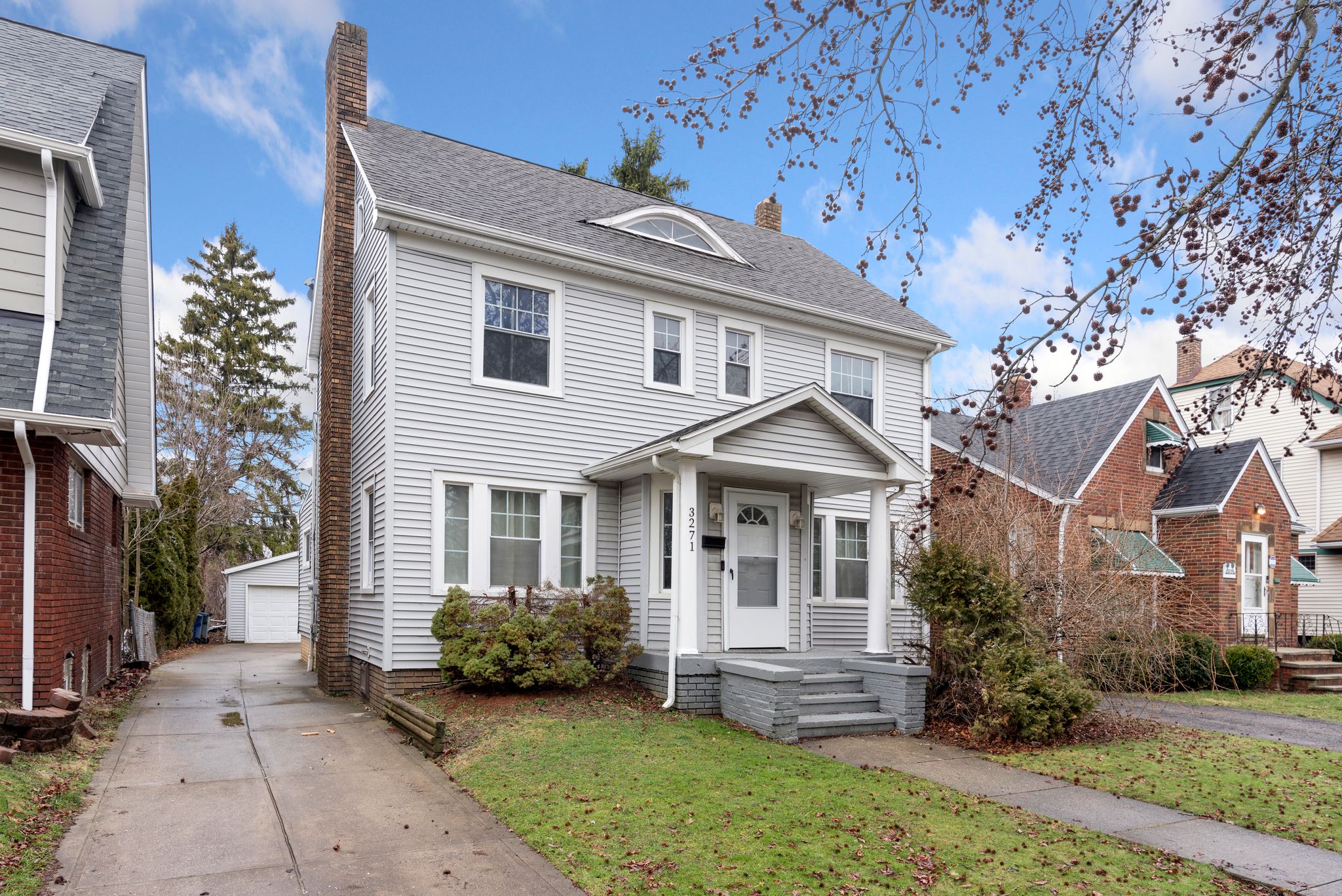 Upload Featured Image (This will be the primary image for the property listing)