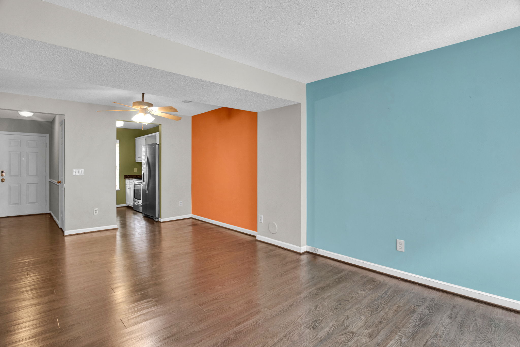 Upload Additional Photos of the Property (Interior, exterior, amenities, etc.)