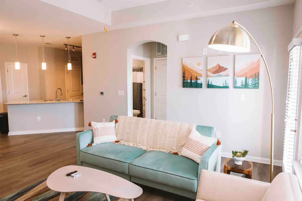 Upload Featured Image (This will be the primary image for the property listing)