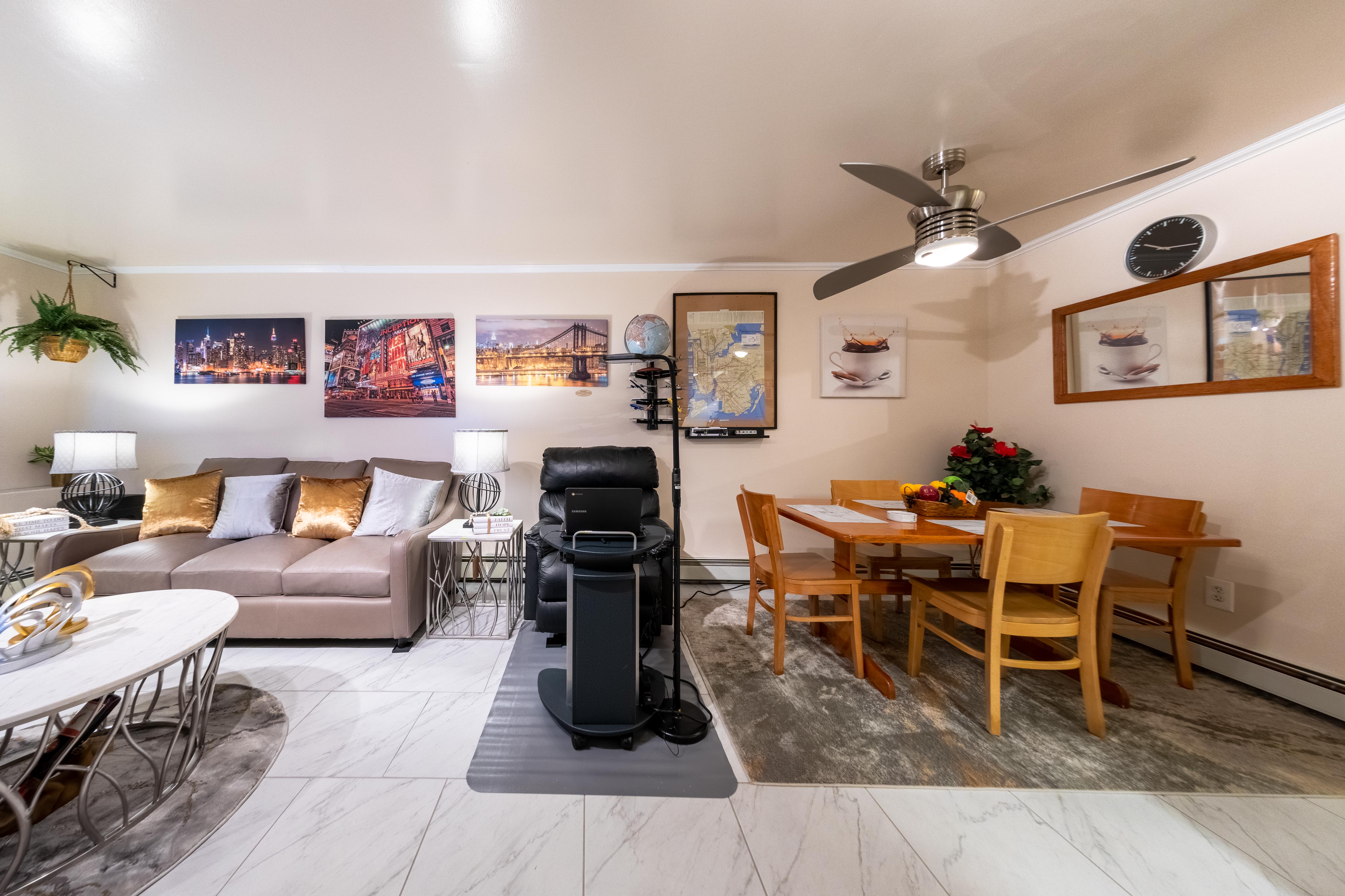 Upload Featured Image (This will be the primary image for the property listing)