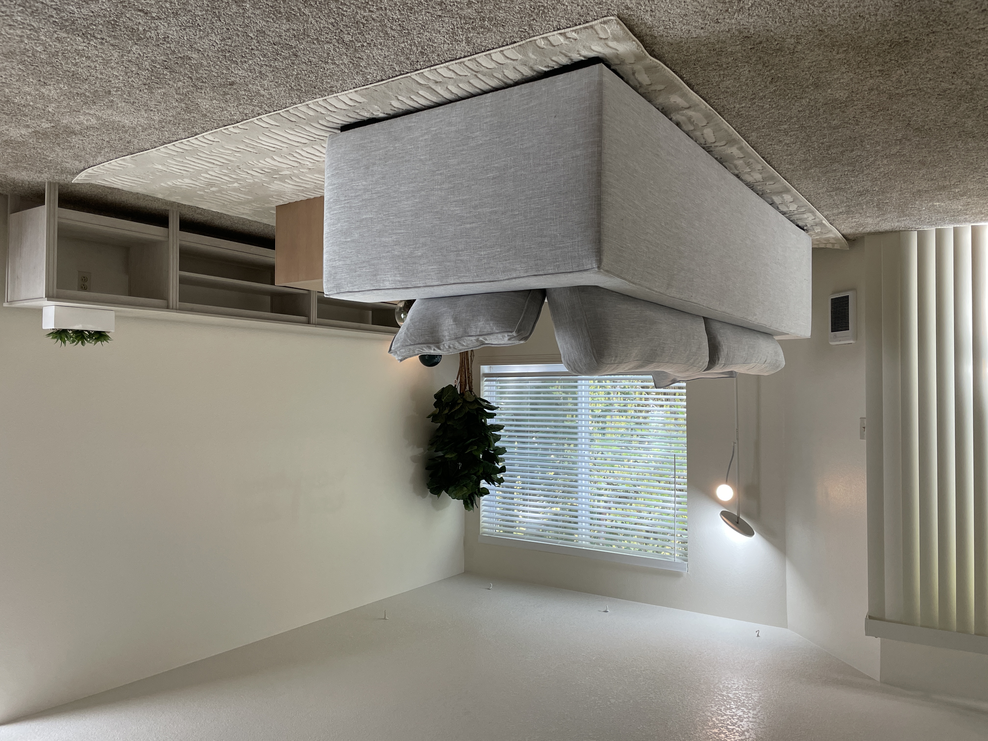 Upload Featured Image (This will be the primary image for the property listing)