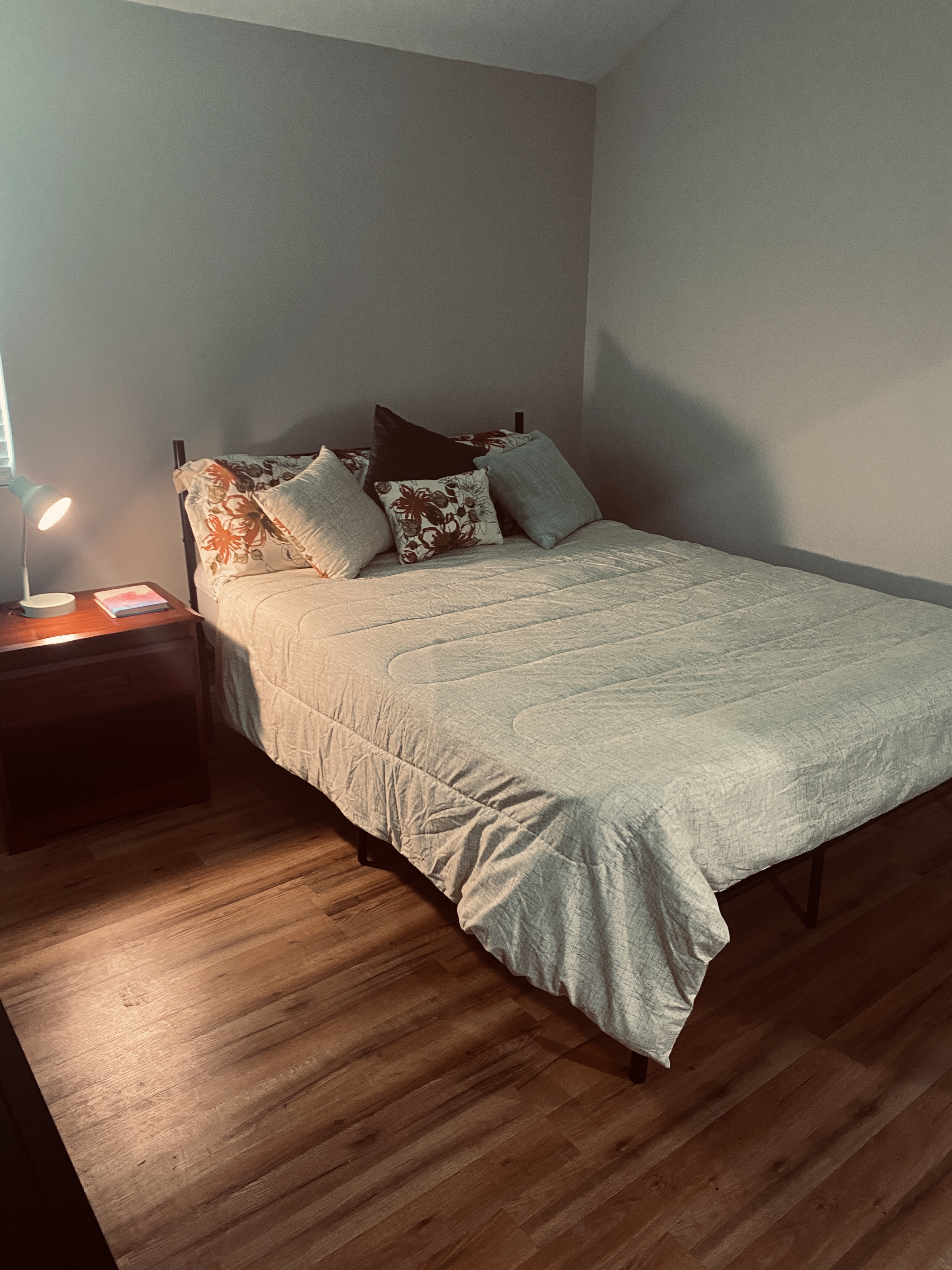 Upload Featured Image (This will be the primary image for the property listing)